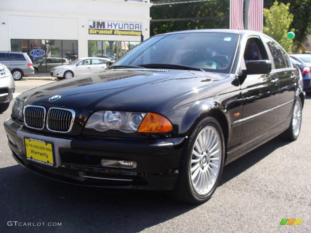 2001 3 Series 330i Sedan - Jet Black / Black photo #3