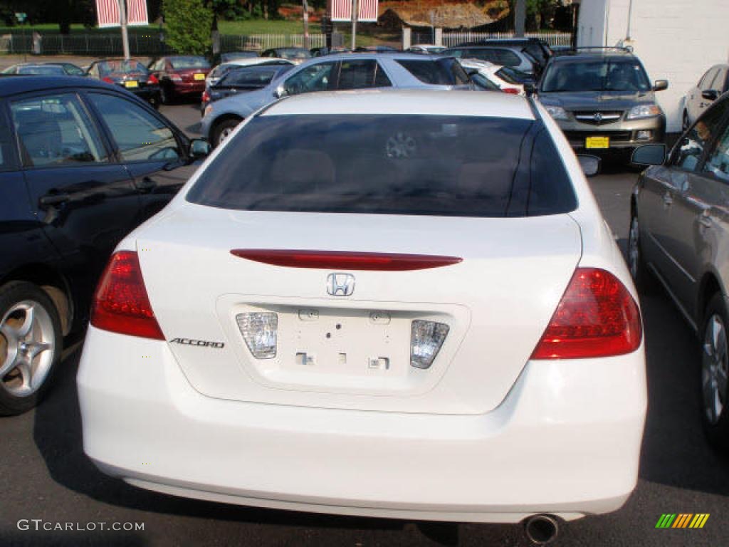 2007 Accord Value Package Sedan - Taffeta White / Ivory photo #5