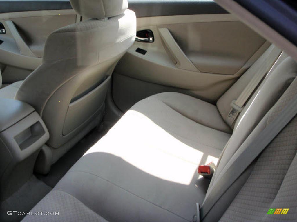 2007 Camry LE - Black / Bisque photo #6