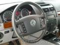 2004 Black Volkswagen Touareg V6  photo #17