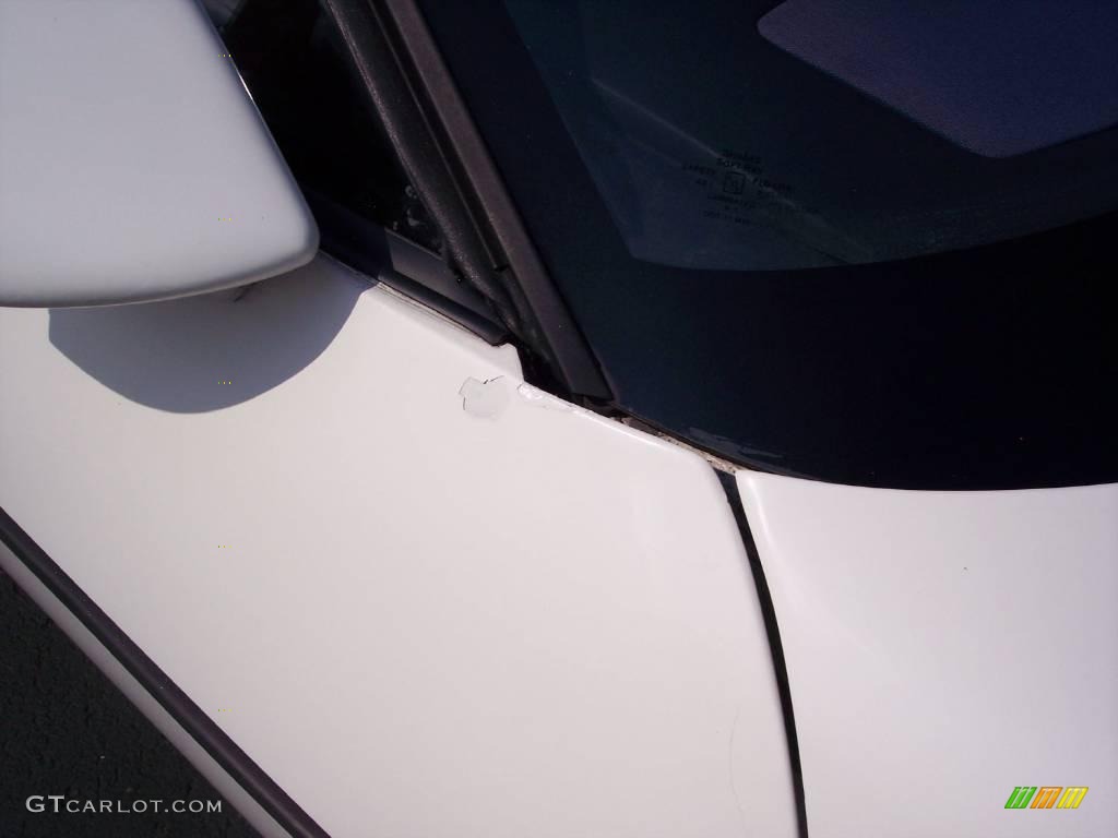 1985 Corvette Coupe - White / Carmine Red photo #24