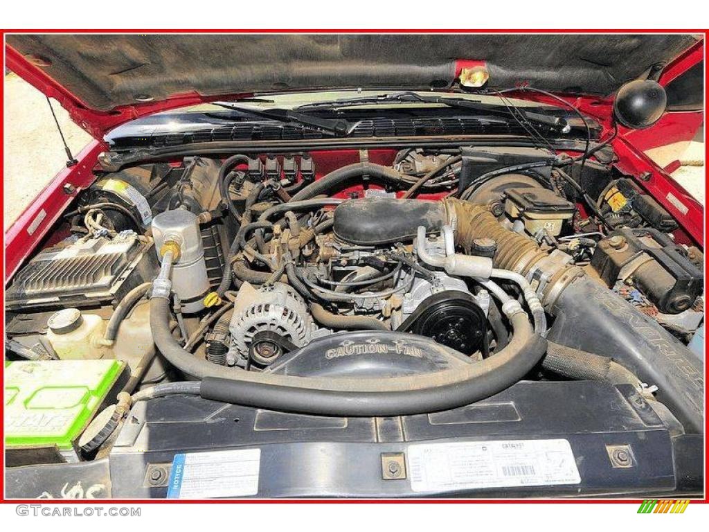 1997 S10 LS Extended Cab - Standard Red / Beige photo #21