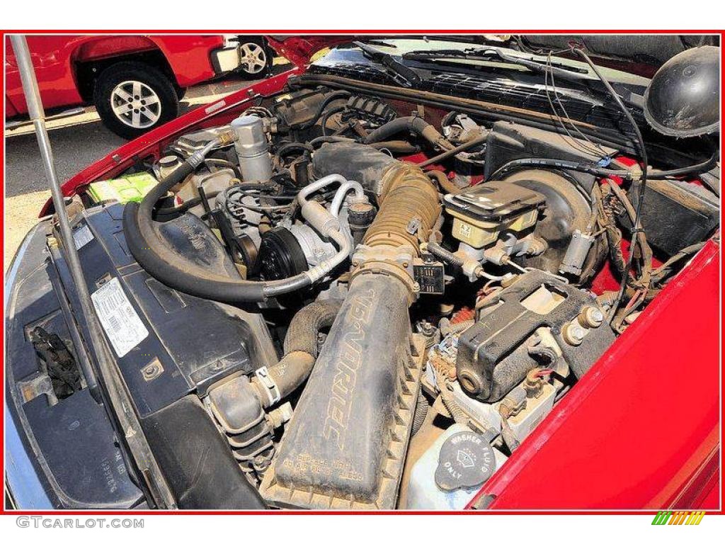 1997 S10 LS Extended Cab - Standard Red / Beige photo #22