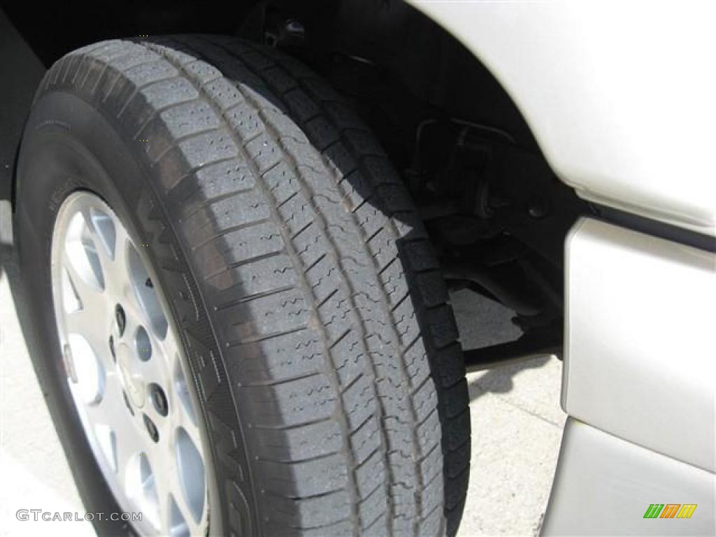 2006 Tahoe Z71 4x4 - Silver Birch Metallic / Tan/Neutral photo #29