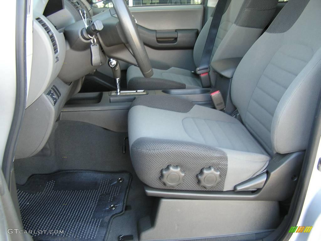2006 Explorer XLT 4x4 - Silver Birch Metallic / Stone photo #7