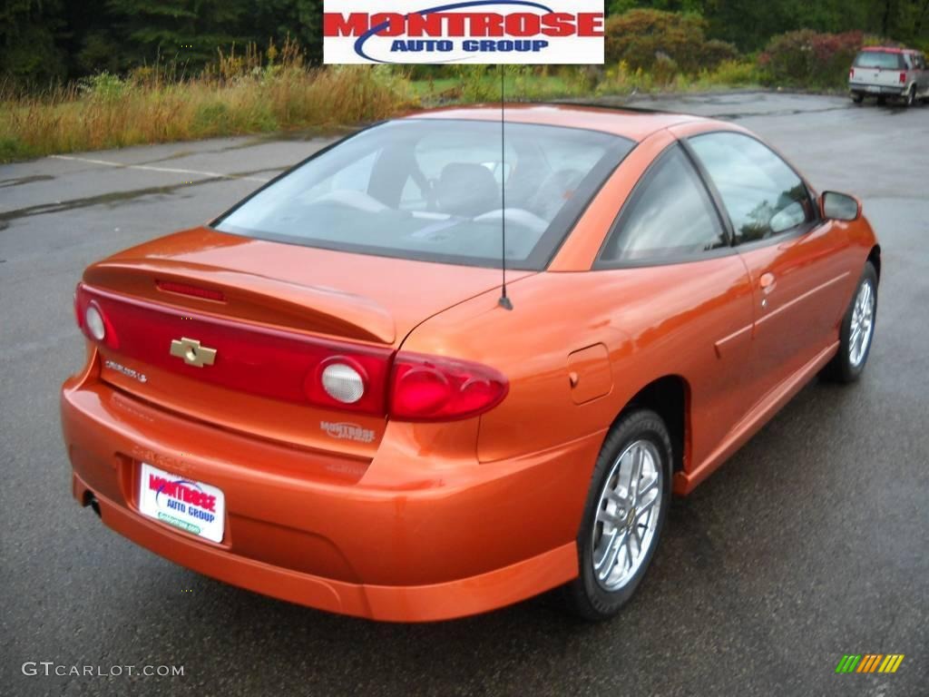 2004 Cavalier LS Sport Coupe - Sunburst Orange / Graphite photo #3
