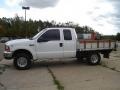 Oxford White - F250 Super Duty XL Extended Cab 4x4 Chassis Photo No. 2