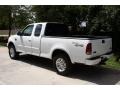 2002 Oxford White Ford F150 XLT SuperCab 4x4  photo #5