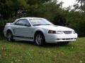 2002 Oxford White Ford Mustang V6 Convertible  photo #4