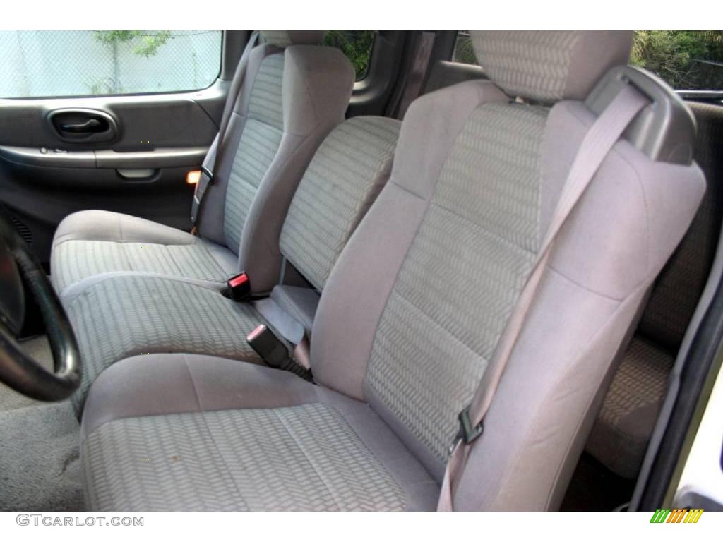 2002 F150 XLT SuperCab 4x4 - Oxford White / Medium Graphite photo #28