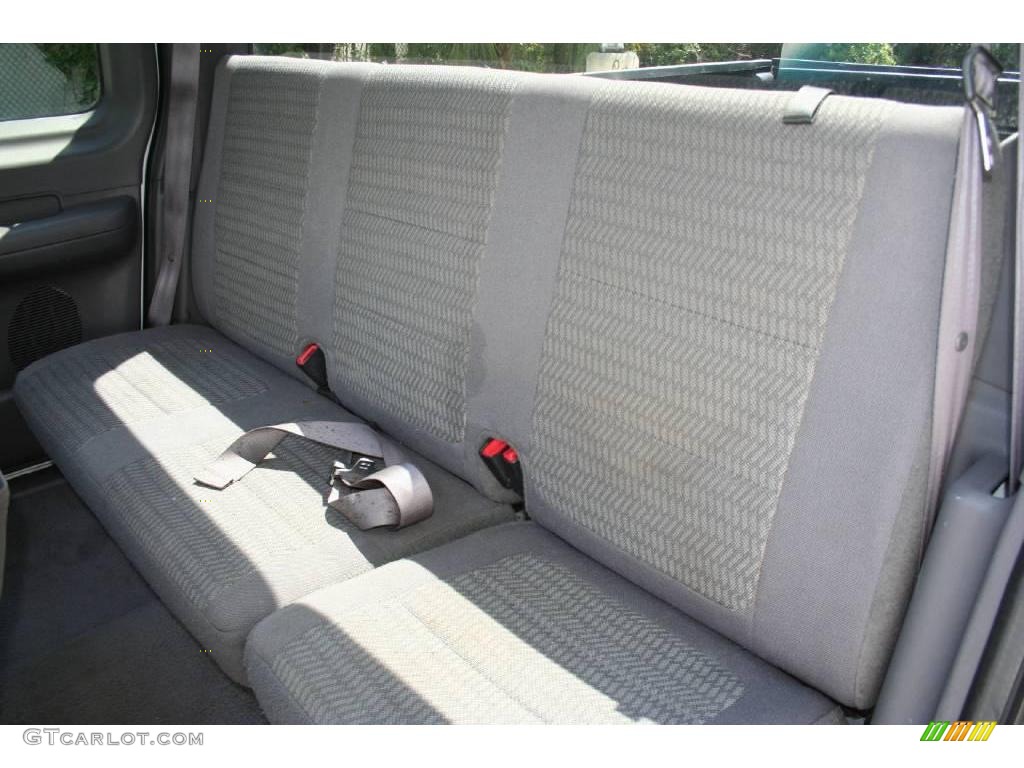 2002 F150 XLT SuperCab 4x4 - Oxford White / Medium Graphite photo #30