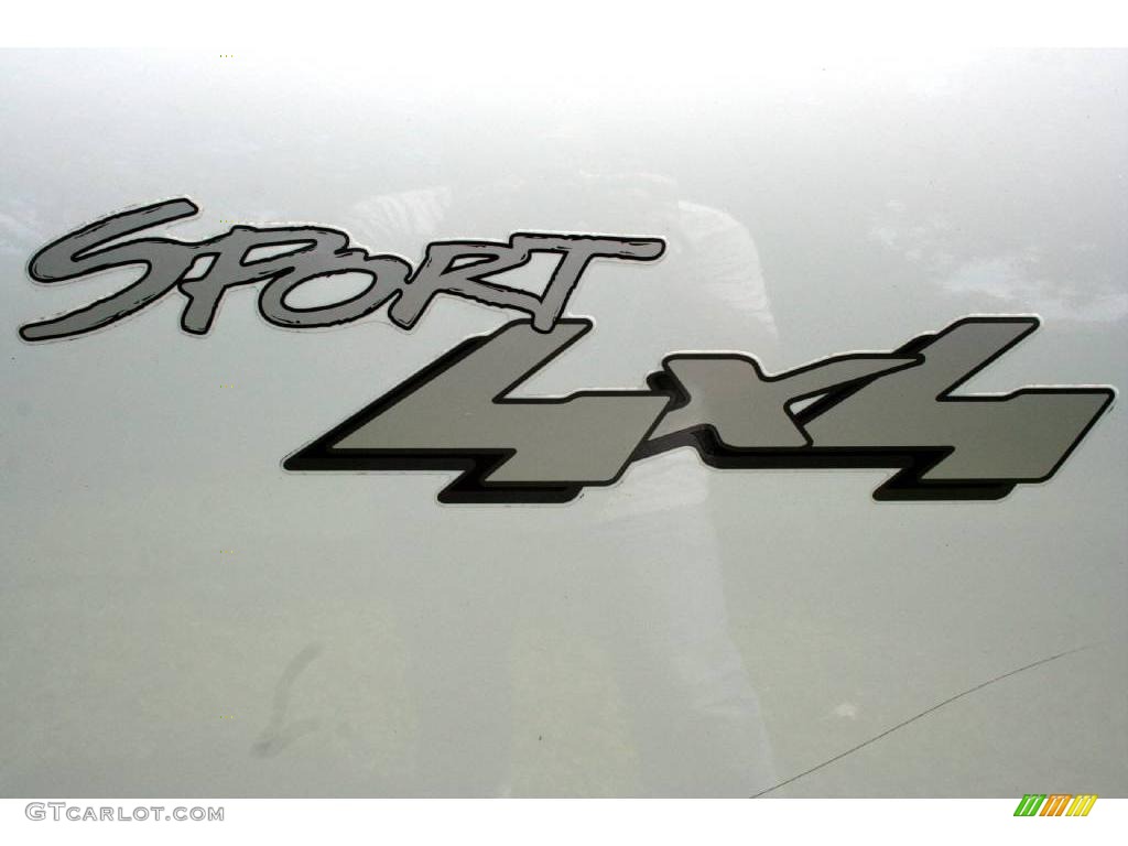 2002 F150 XLT SuperCab 4x4 - Oxford White / Medium Graphite photo #41