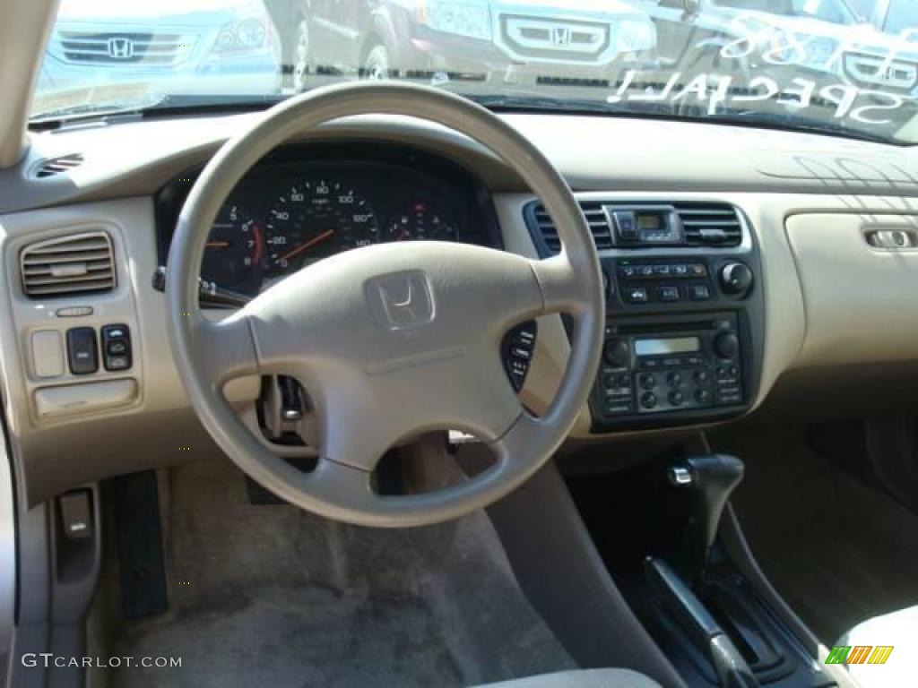 2000 Accord EX Sedan - Naples Gold Metallic / Ivory photo #10