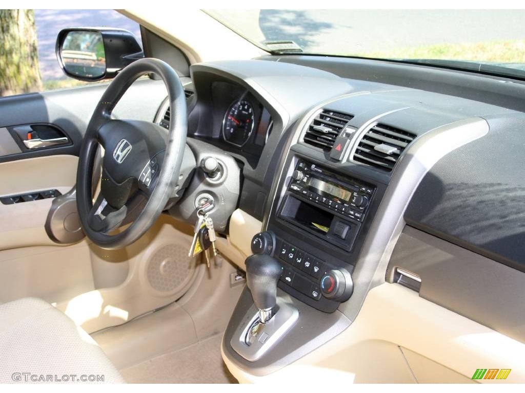2008 CR-V LX 4WD - Green Tea Metallic / Ivory photo #12