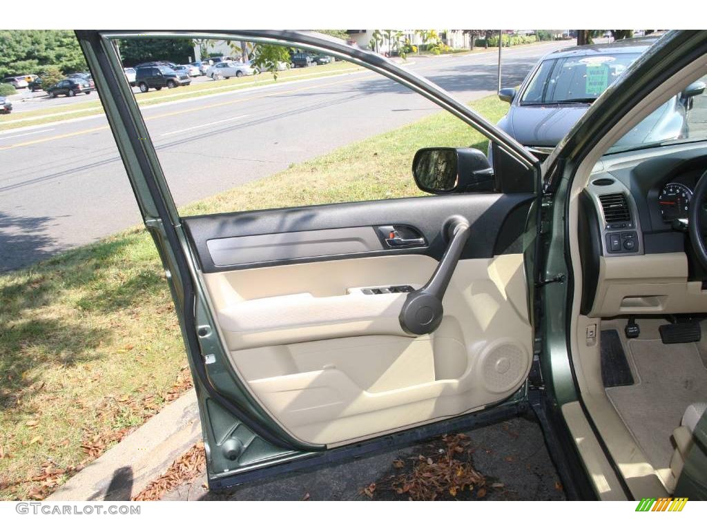 2008 CR-V LX 4WD - Green Tea Metallic / Ivory photo #17