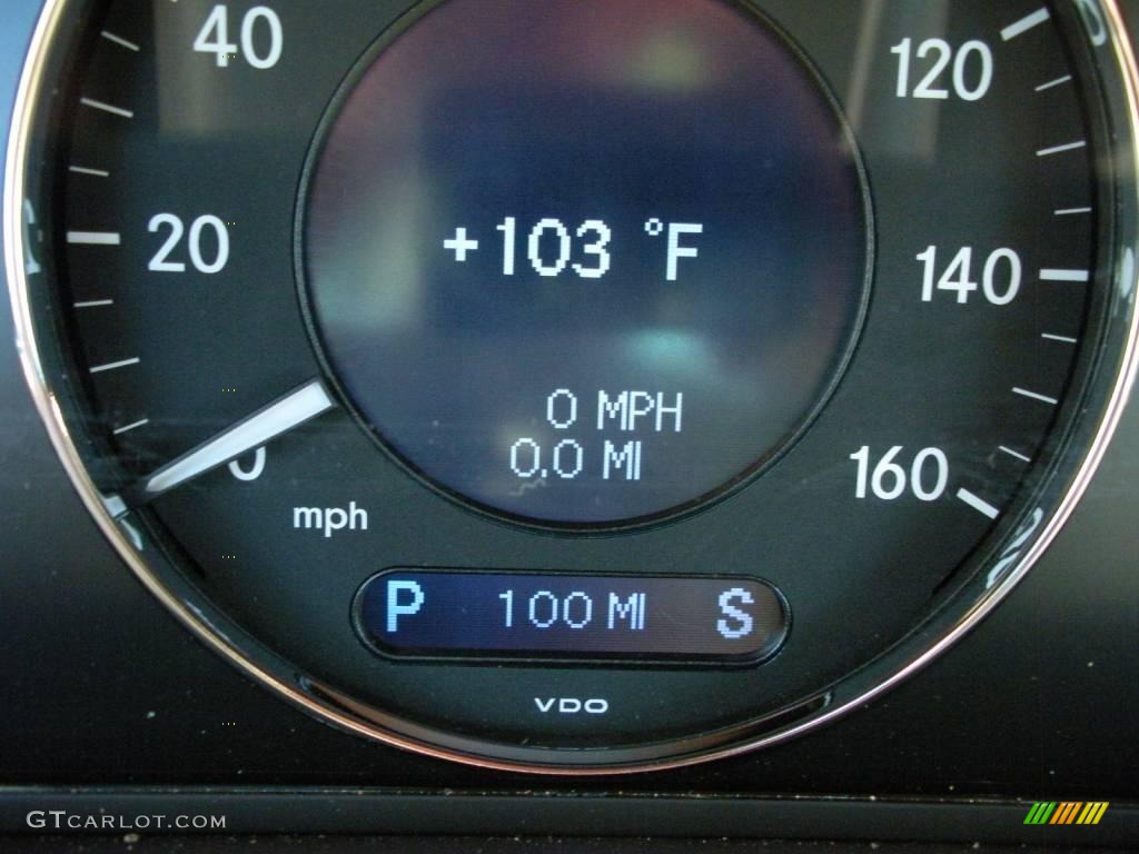 2009 CLK 550 Cabriolet - Majestic Black Metallic / Stone photo #25