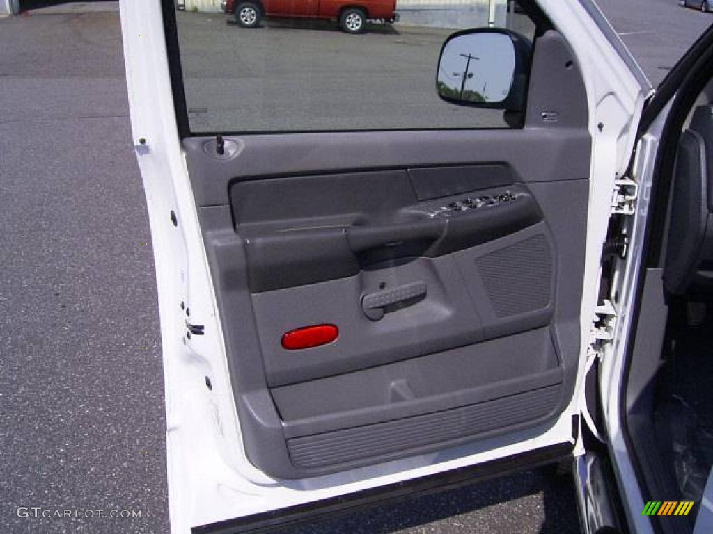 2006 Ram 1500 Sport Quad Cab 4x4 - Bright White / Medium Slate Gray photo #8