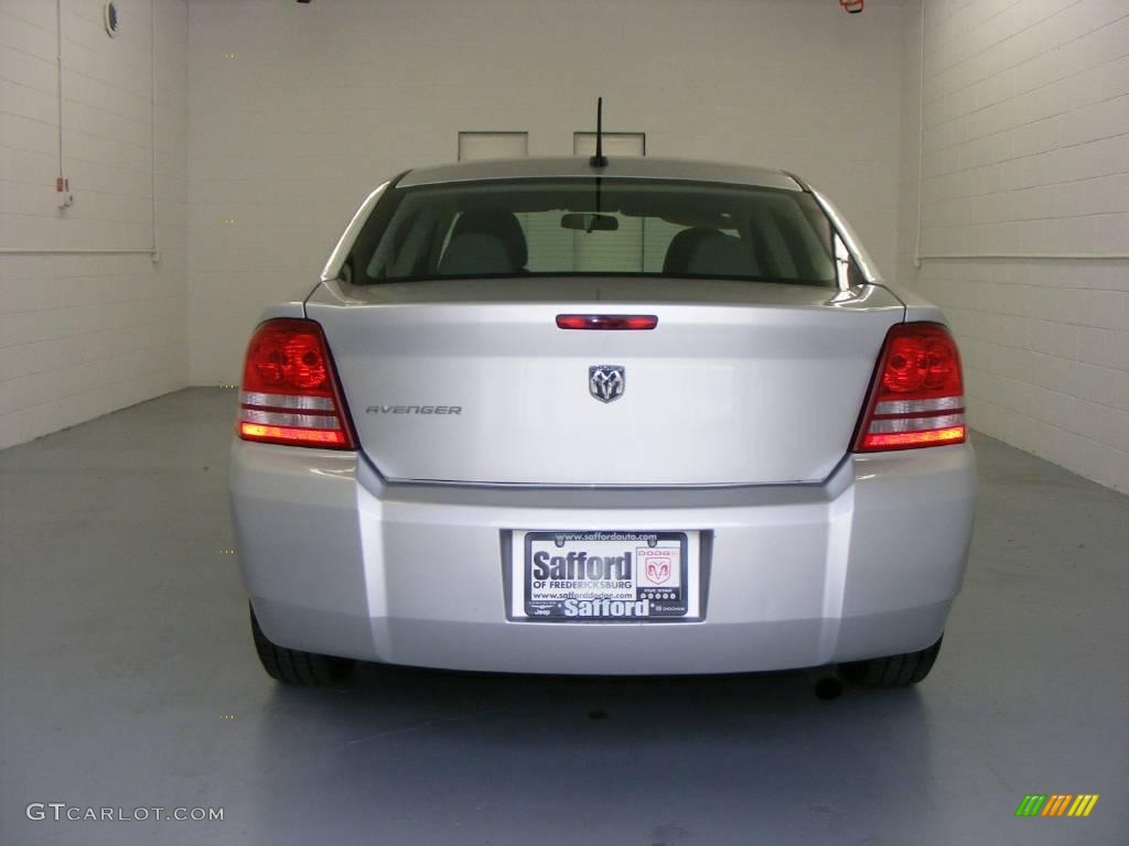 2008 Avenger SE - Bright Silver Metallic / Dark Slate Gray/Light Slate Gray photo #6