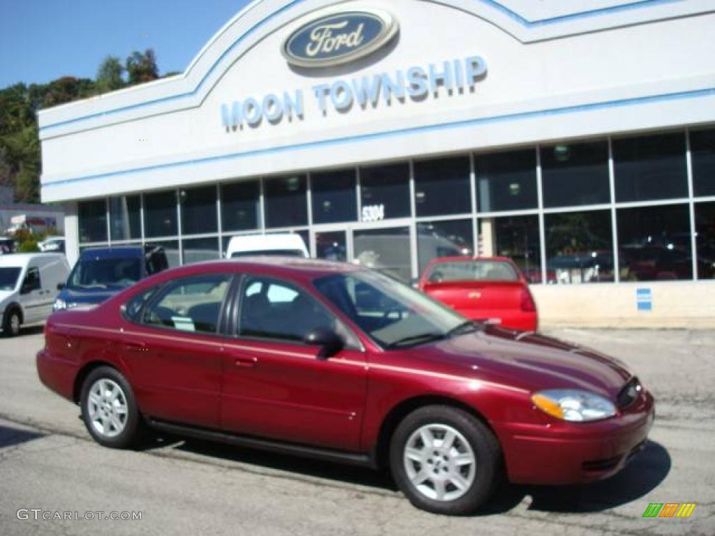 2006 Taurus SE - Merlot Metallic / Medium/Dark Pebble Beige photo #1