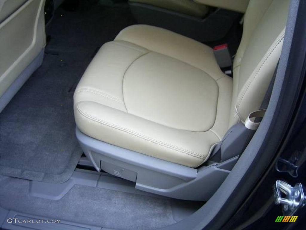 2009 Traverse LT - Dark Blue Metallic / Cashmere/Dark Gray photo #12