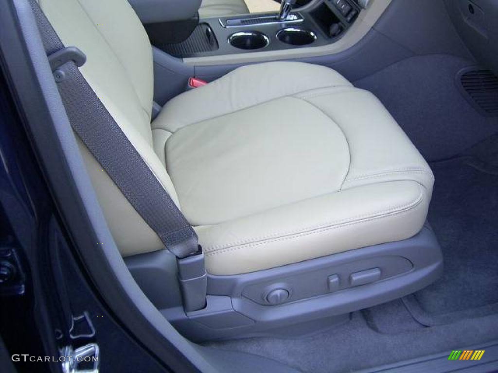 2009 Traverse LT - Dark Blue Metallic / Cashmere/Dark Gray photo #15