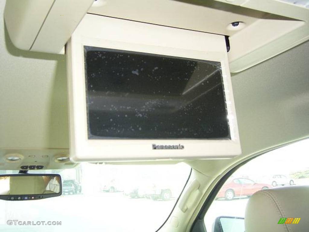 2009 Traverse LT - Dark Blue Metallic / Cashmere/Dark Gray photo #21