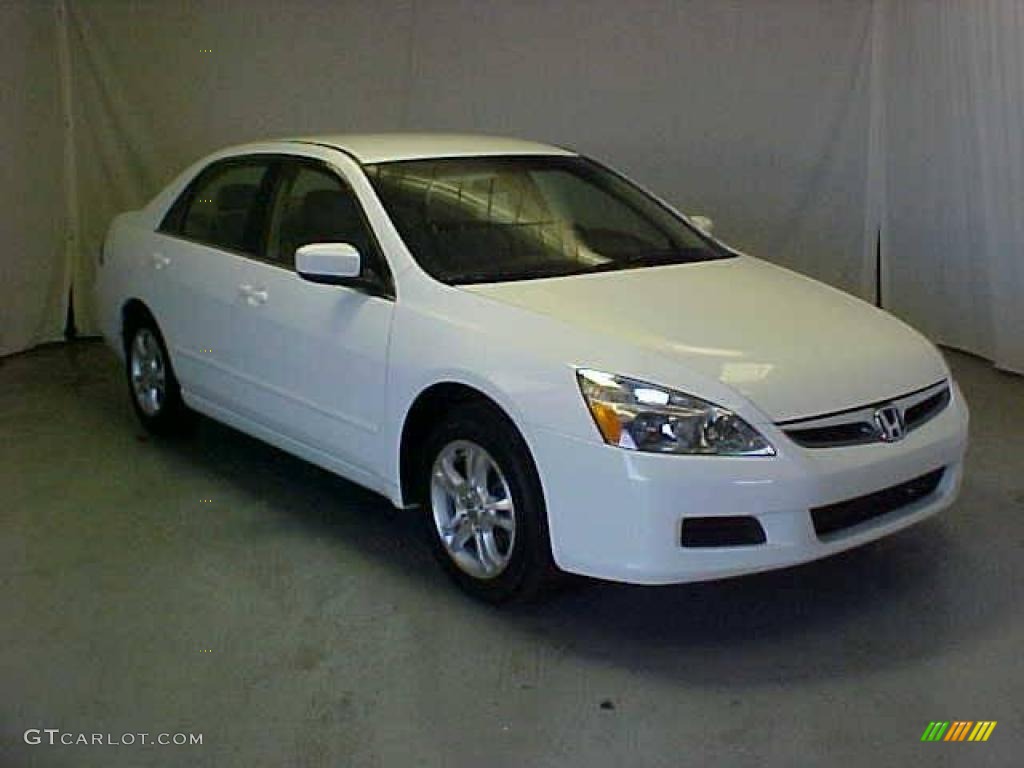 2007 Accord SE Sedan - Taffeta White / Ivory photo #1