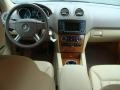 Black - ML 350 4Matic Photo No. 10