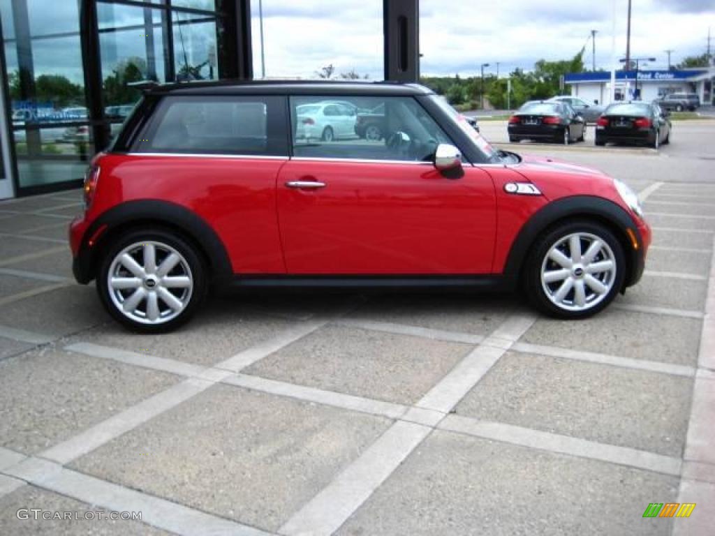 2009 Cooper S Hardtop - Chili Red / Black/Rooster Red photo #8