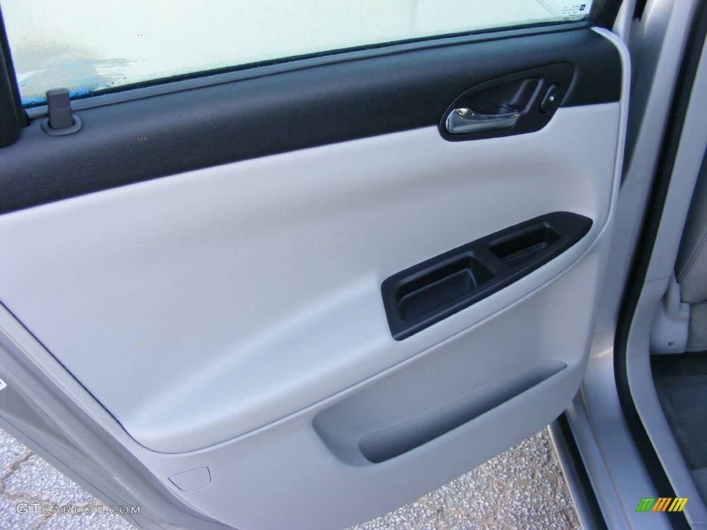 2007 Impala LT - Silverstone Metallic / Gray photo #13