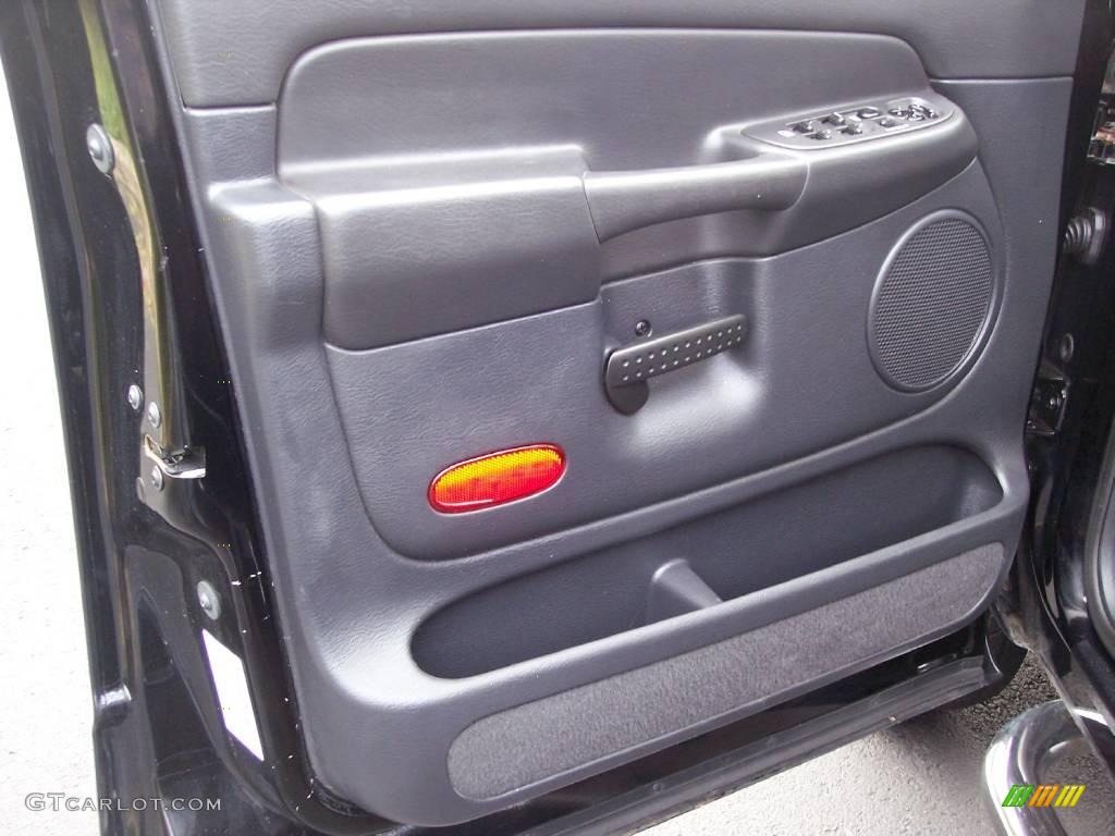 2002 Ram 1500 SLT Quad Cab 4x4 - Black / Dark Slate Gray photo #33