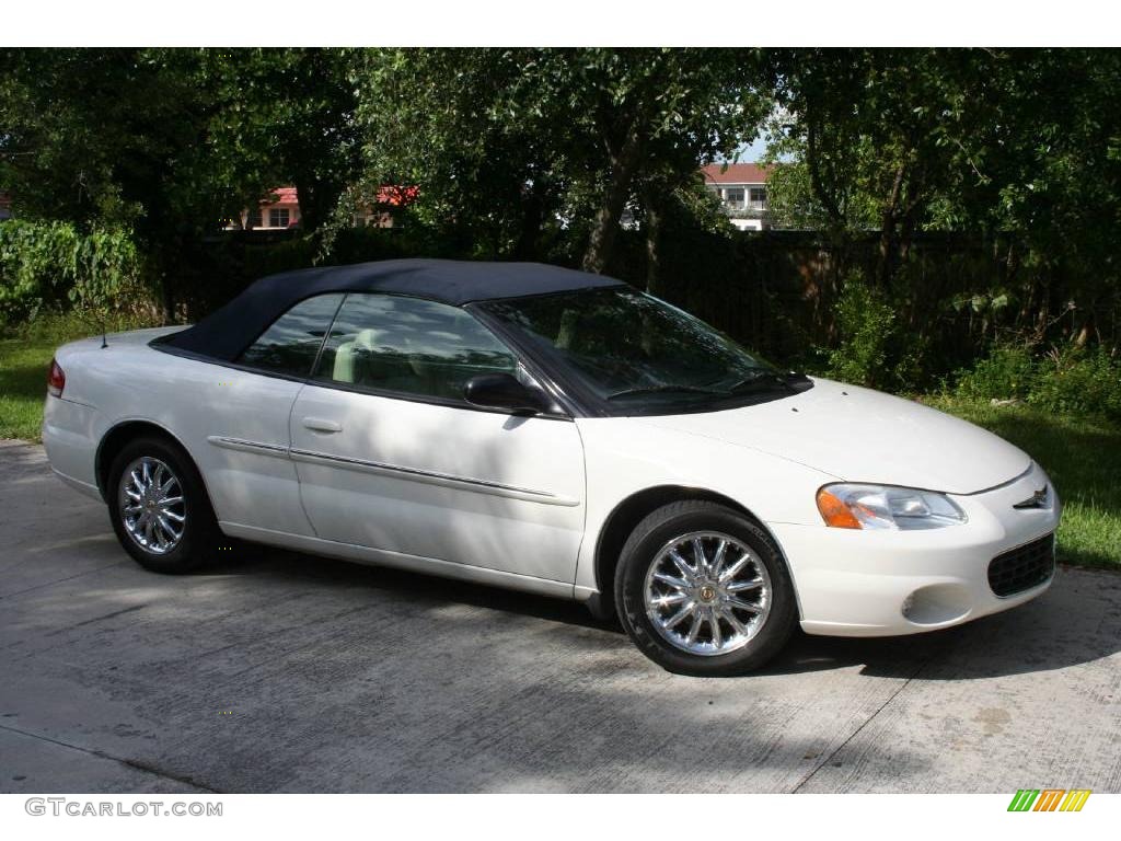 2002 Sebring Limited Convertible - Stone White / Sandstone photo #39