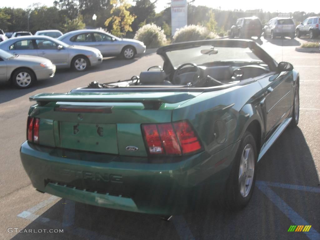 2002 Mustang V6 Convertible - Electric Green Metallic / Medium Graphite photo #8