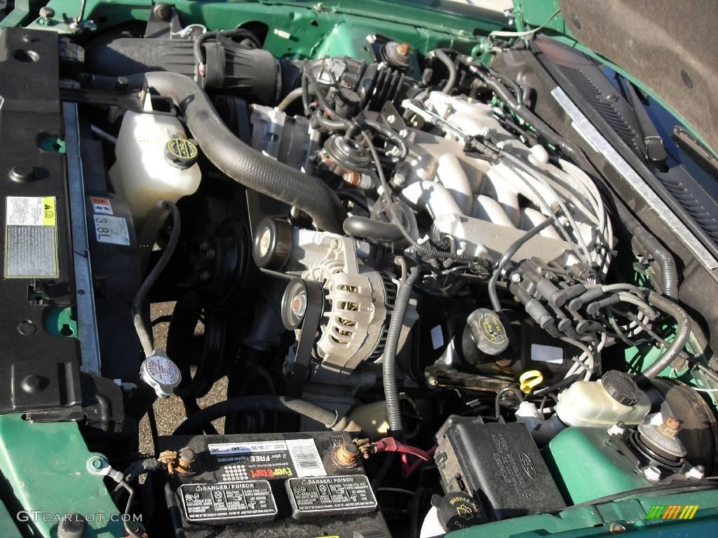 2002 Mustang V6 Convertible - Electric Green Metallic / Medium Graphite photo #24