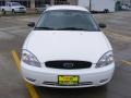 Vibrant White - Taurus SE Sedan Photo No. 8