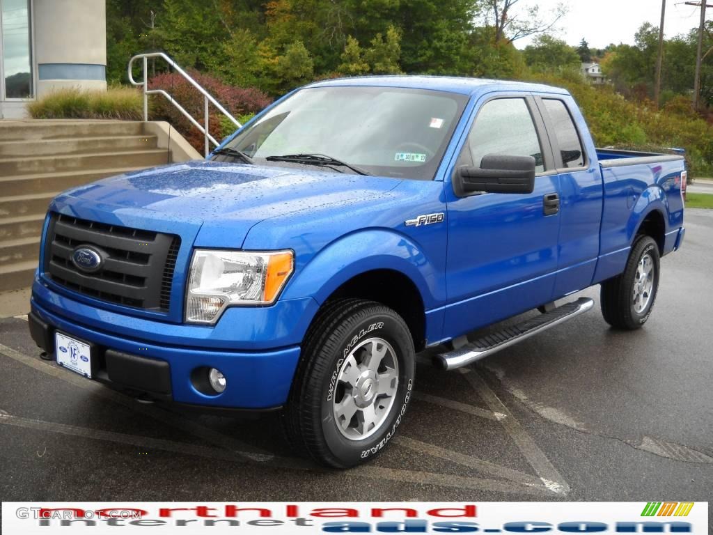 2010 F150 STX SuperCab 4x4 - Blue Flame Metallic / Medium Stone photo #2