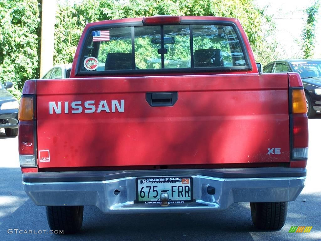 1994 Hardbody Truck XE Extended Cab - Aztec Red / Gray photo #2