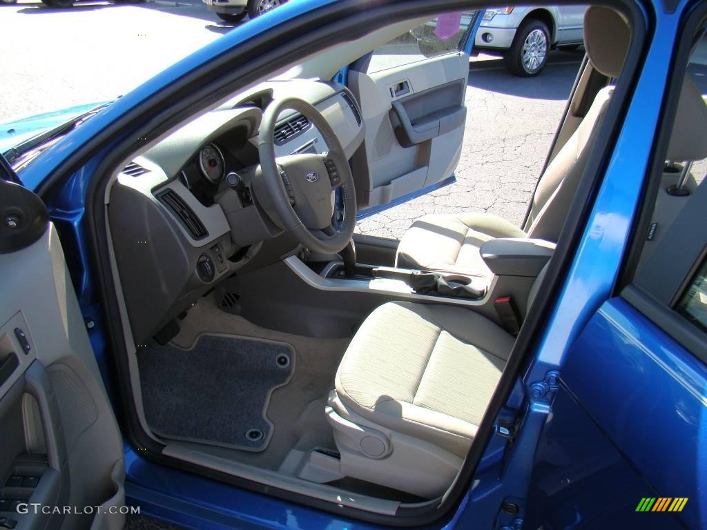 2010 Focus SE Sedan - Blue Flame Metallic / Medium Stone photo #8