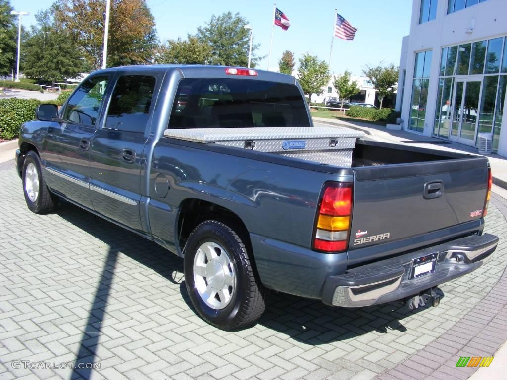 2006 Sierra 1500 SLE Crew Cab - Stealth Gray Metallic / Dark Pewter photo #3