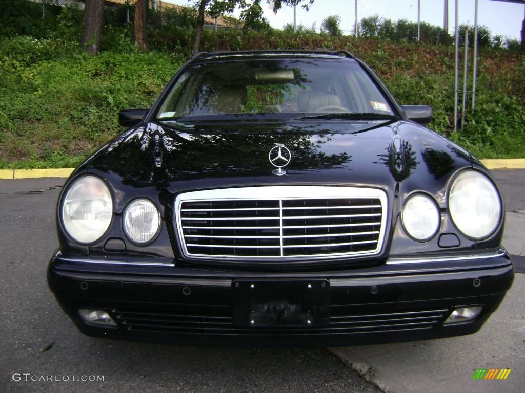 1998 E 320 4Matic Wagon - Black / Parchment photo #1