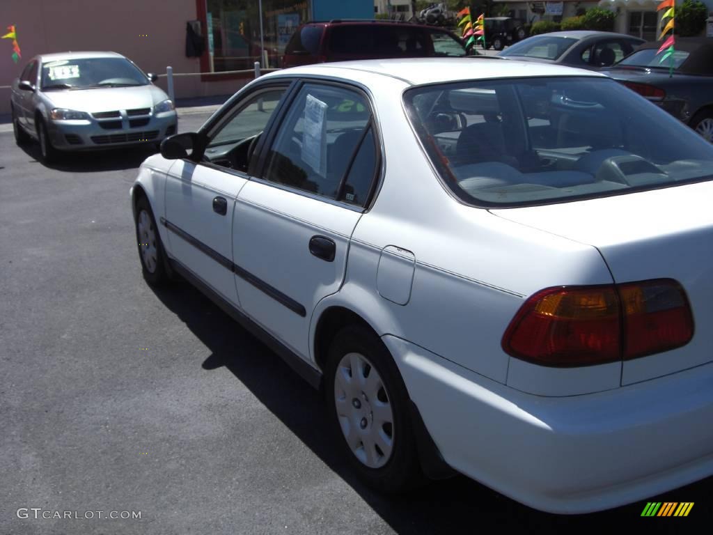 1999 Civic LX Sedan - Taffeta White / Gray photo #7