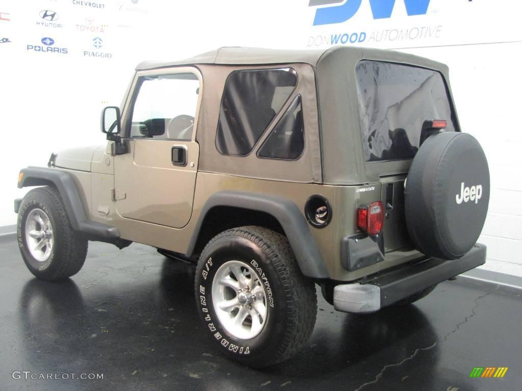 2004 Wrangler X 4x4 - Light Khaki Metallic / Khaki photo #3