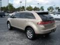 2007 Dune Pearl Metallic Lincoln MKX   photo #3