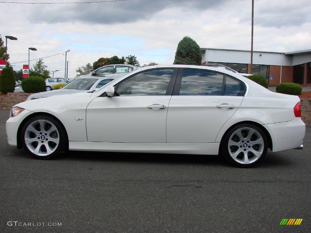 2006 3 Series 330i Sedan - Alpine White / Beige photo #2