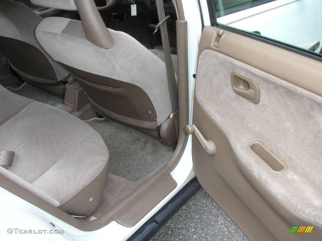 1993 Civic DX Sedan - Frost White / Beige photo #13