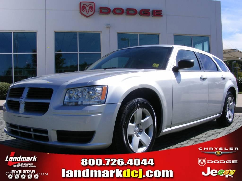 Bright Silver Metallic Dodge Magnum