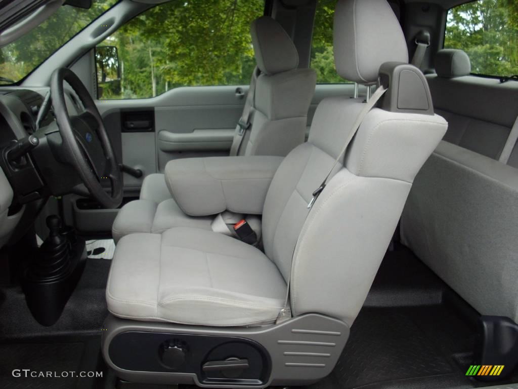 2005 F150 XL SuperCab 4x4 - Silver Metallic / Medium Flint Grey photo #9