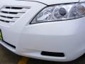 Super White - Camry LE Photo No. 11