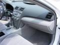 Super White - Camry LE Photo No. 25