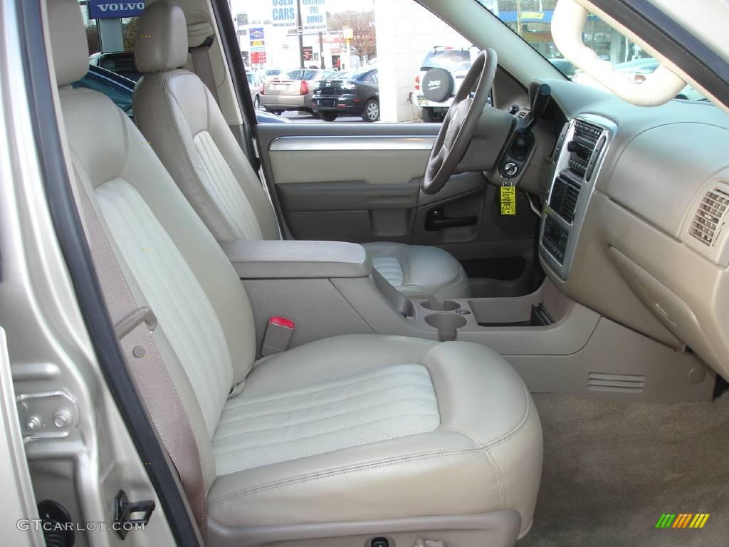 2005 Mountaineer V8 Premier AWD - Light French Silk Metallic / Medium Dark Parchment photo #12